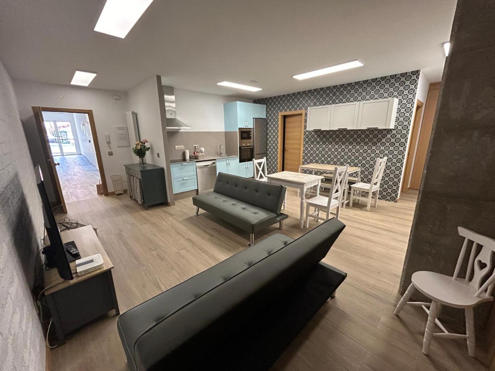 Apartamentos Torres Del Milladoiro 에임스 외부 사진