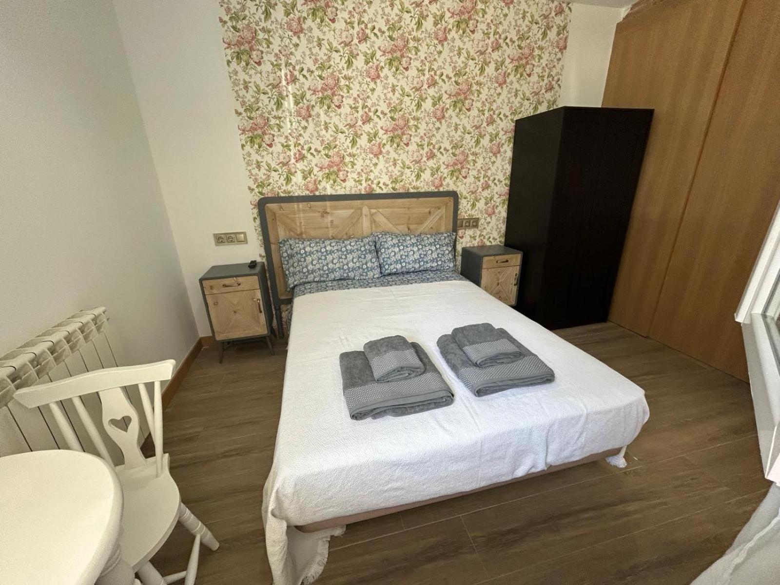 Apartamentos Torres Del Milladoiro 에임스 외부 사진