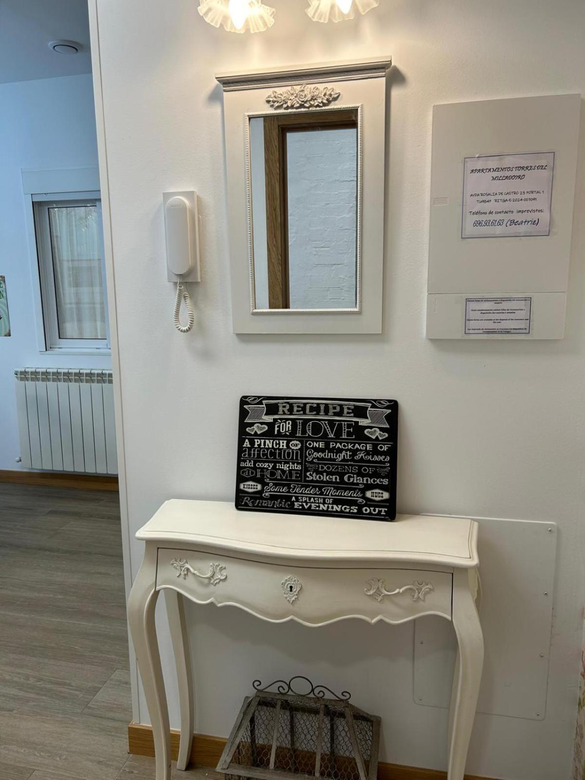 Apartamentos Torres Del Milladoiro 에임스 외부 사진